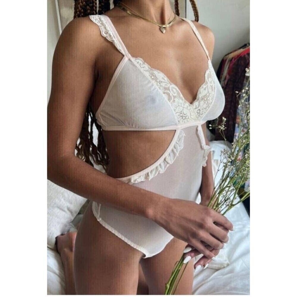 We Are HAH Key To Ur Heart Bodysuit Size S La Creme Stretch Mesh with Lace